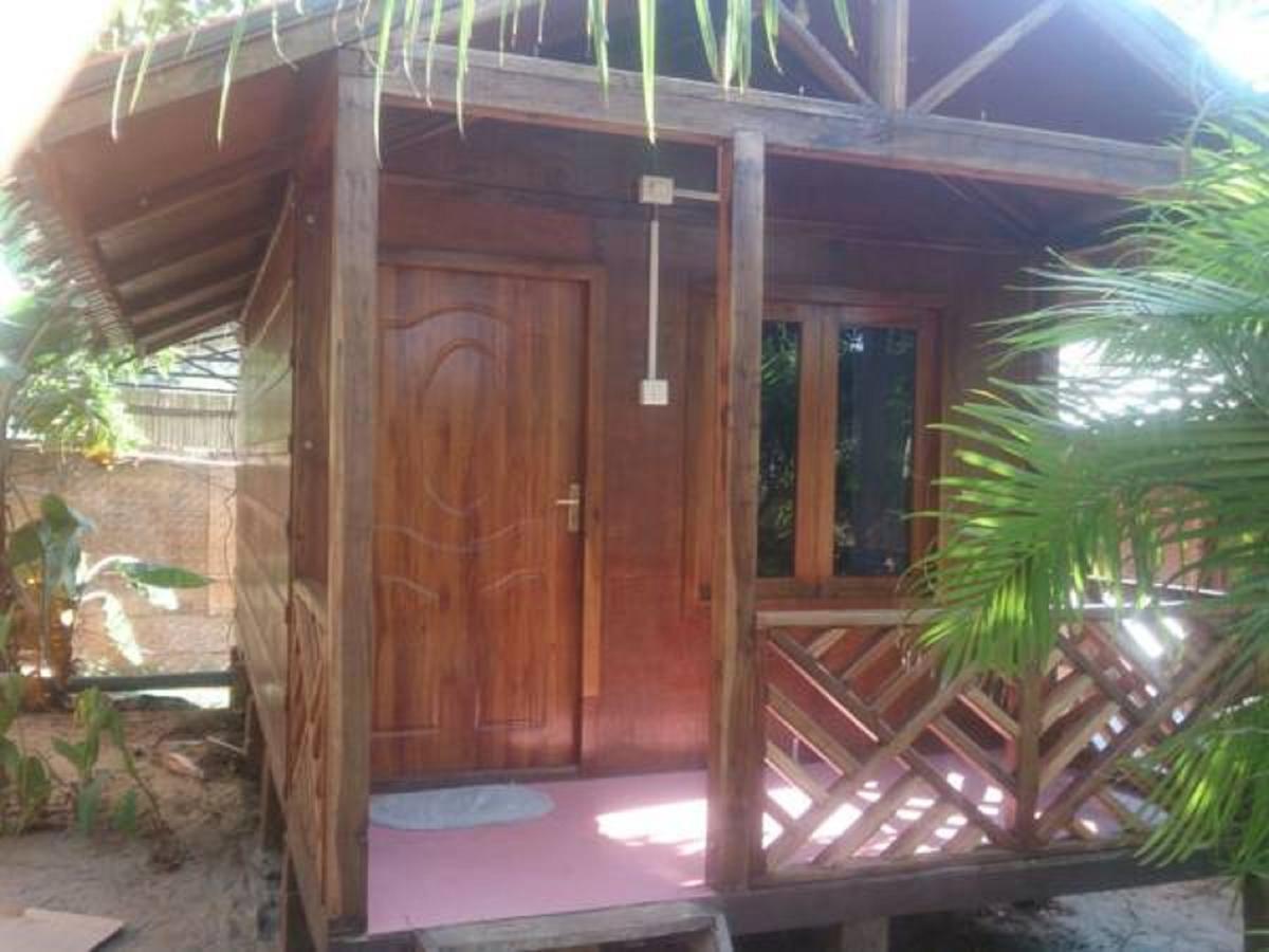 Sea Bird Beach Cafe & Cottages Morjim Habitación foto